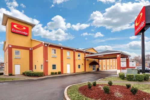 Econo Lodge Airport 