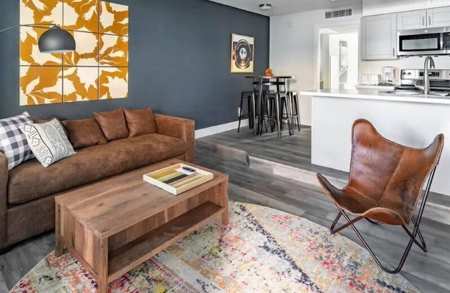 Gorgeous CozySuites Camelback with pool, parking! 08