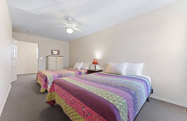 Lake Lodge B - Resort Next to Silver Dollar City!