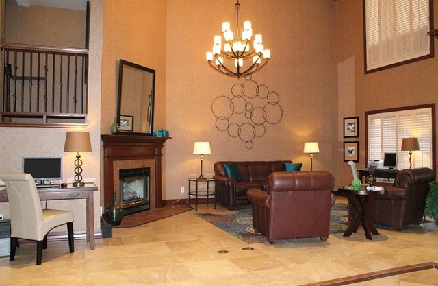 Auburn Place Hotel 