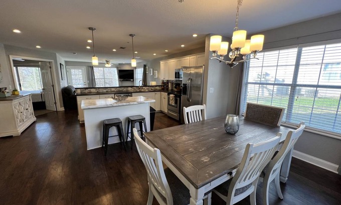 Table Rock Condo | 102 m² Condo ∙ 2 bedrooms ∙ 6 guests