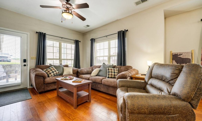 Branson West Apartment | 117 m² Apartment ∙ 2 bedrooms ∙ 8 guests