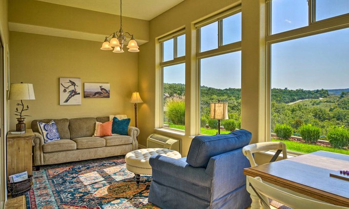 Table Rock Apartment | 137 m² Apartment ∙ 2 bedrooms ∙ 6 guests