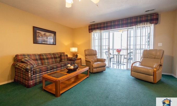 Branson Condo | 2 BD WALK-IN! Near The Strip! ~ Screened Porch ~ FREE TICKETS INCLUDED! (CH1-18)