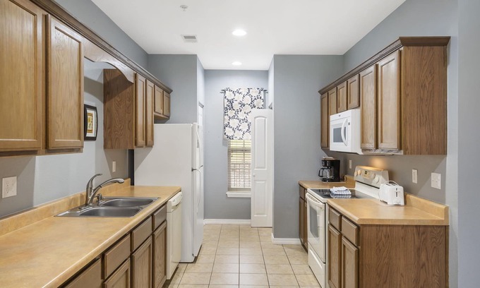 Branson Condo | 2 Bedroom, 2 Bathroom Golf Condo feat. Covered Balcony with BeautifulCourse View