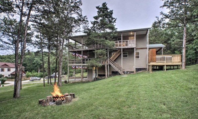 Blue Eye House | 278 m² House ∙ 4 bedrooms ∙ 8 guests