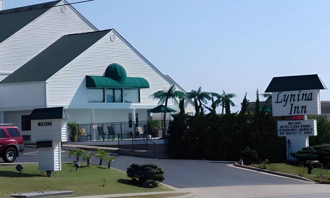 Branson Theater District Hotel | 28 m² Hotel ∙ 127 guests