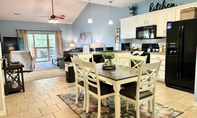 Hollister Condo | 3 BR 2 Bath Lakefront Condo with full dock access.