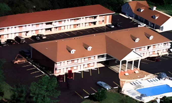 Branson Hotel | 37 m² Motel ∙ 4 guests
