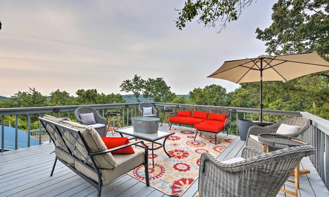 Branson House | 408 m² House ∙ 7 bedrooms ∙ 24 guests