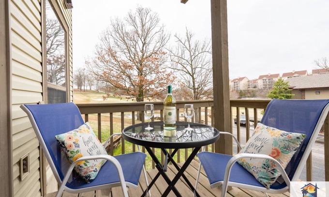 Table Rock Condo | 70 m² Condo ∙ 1 bedroom ∙ 2 guests