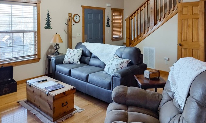 Reeds Spring Condo | 78 m² Condo ∙ 1 bedroom ∙ 4 guests