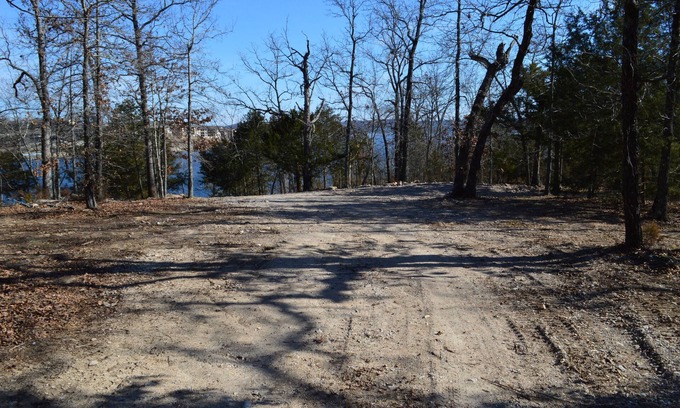 Kimberling City House | Branson area Lakehouse, 5 Bedrooms, 3 Baths, (Sleeps 9-15) New decks Spring 2019