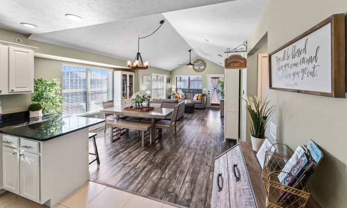 Branson West Condo | Condo ∙ 2 bedrooms ∙ 8 guests