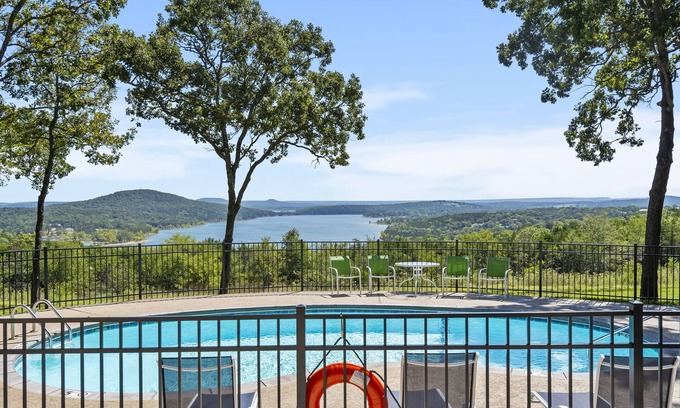 Shell Knob Cabin | Cozy Cabin near Dogwood Canyon. Private deck, beautiful view & pool!