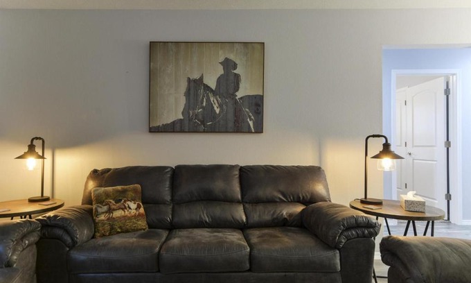 Branson Apartment | GlamRus Digs