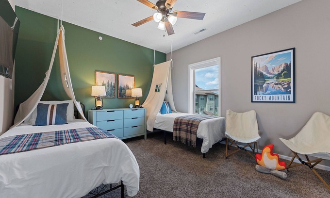 Branson West House | Harvest Days & Dreamy Stays-near to SDC 6Bed-5Bath