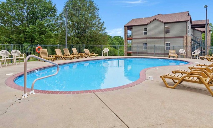 Reeds Spring House | House ∙ 1 bedroom ∙ 4 guests
