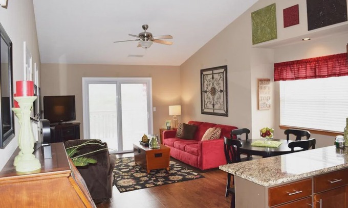 Indian Point Condo | Lake view penthouse next to Silver Dollar City