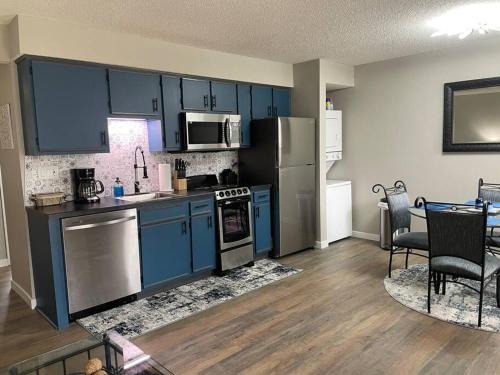 Table Rock House | Newly Remodeled Lover’s Luxury Condo with Upgrades
