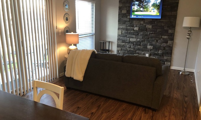 Table Rock Condo | Newly Renovated 1 bed, 1 Bath condo at Pointe Royale