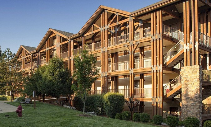 Branson Condo | Palace View by Spinnaker 1br suite, Saturday check-in