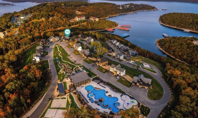 Kimberling City House | Private Modern Home with 2 Resort Pools Dock Pickleball AMAZING LAKE VIEWS!