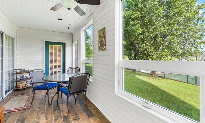 Branson Condo | Spacious 4 Bedroom, 4 Bathroom Golf Condo with Jetted Tub & Sunroom-Golf & Ticket Discounts