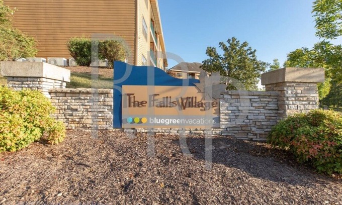 Branson Condo | The Falls Village™ - 1 Bedroom