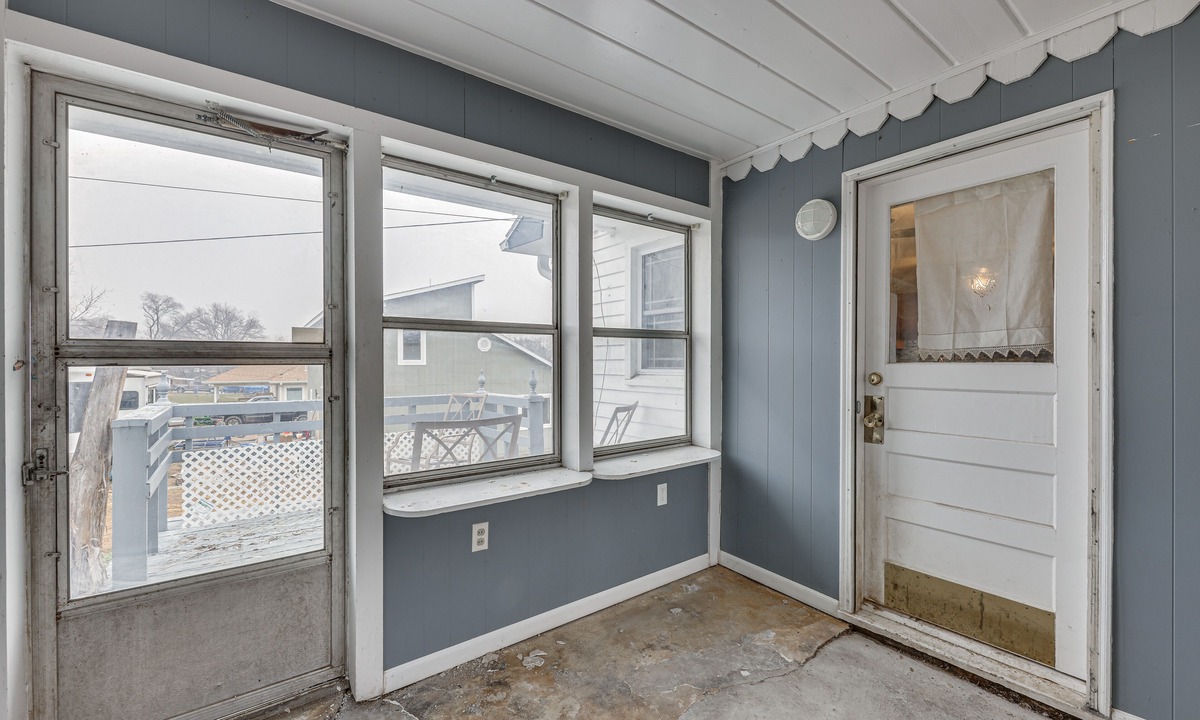 Lecompton House | Lecompton Vacation Rental ~ 10 Mi to Clinton Lake!