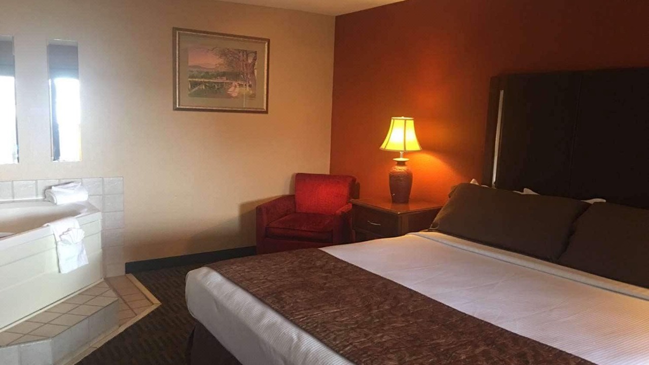 Photo of Bedroom in Downtown Branson