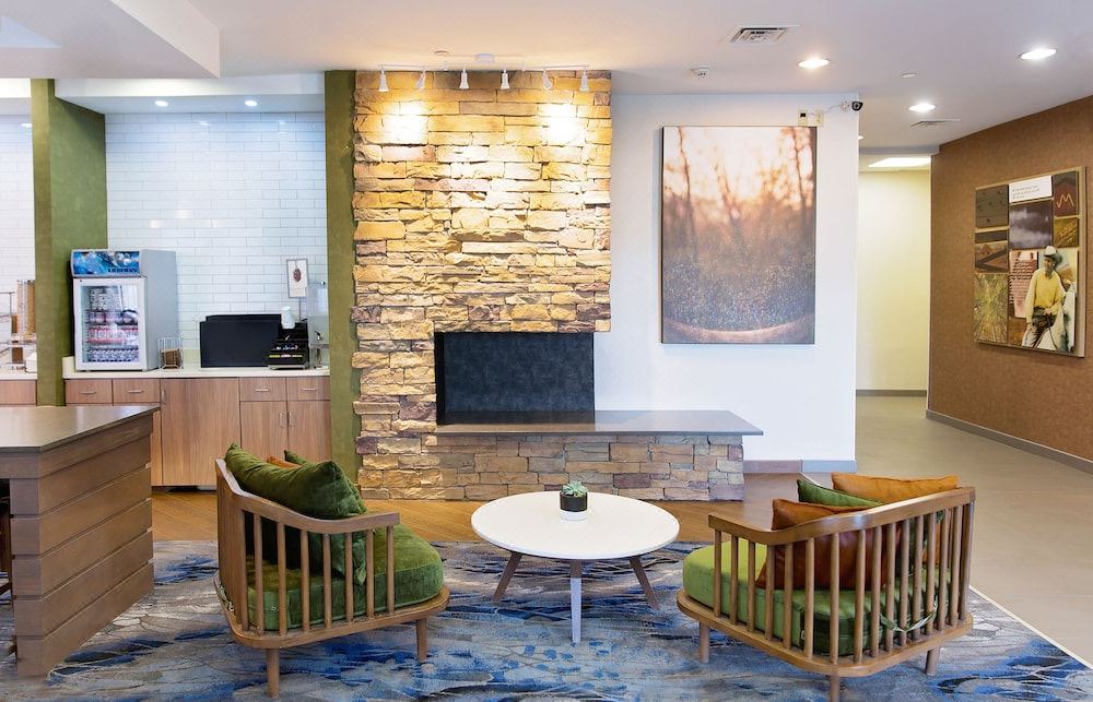 Photo of Livingroom in Hays