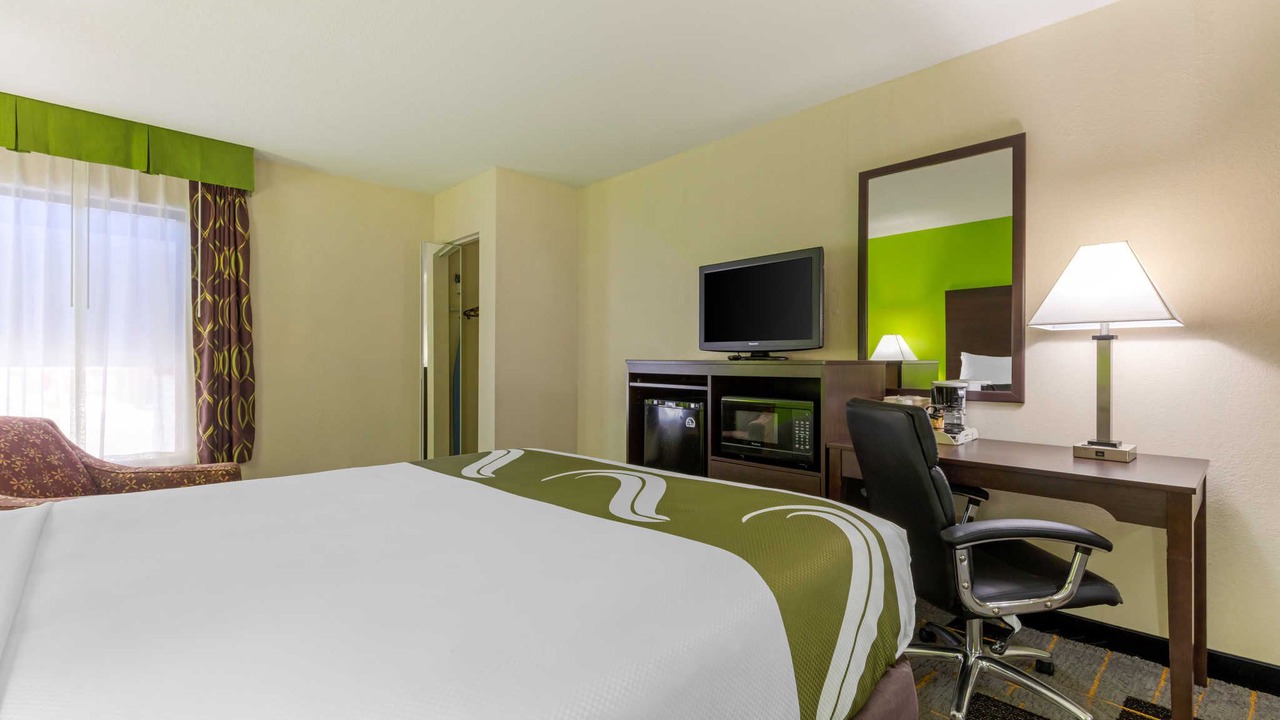 Photo of Bedroom in Cleveland