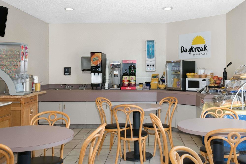 Photo of Livingroom in Liberal