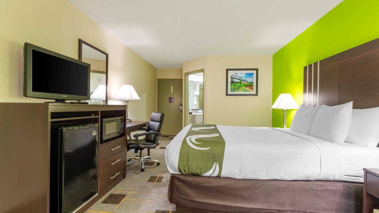 Photo of Bedroom in Cleveland