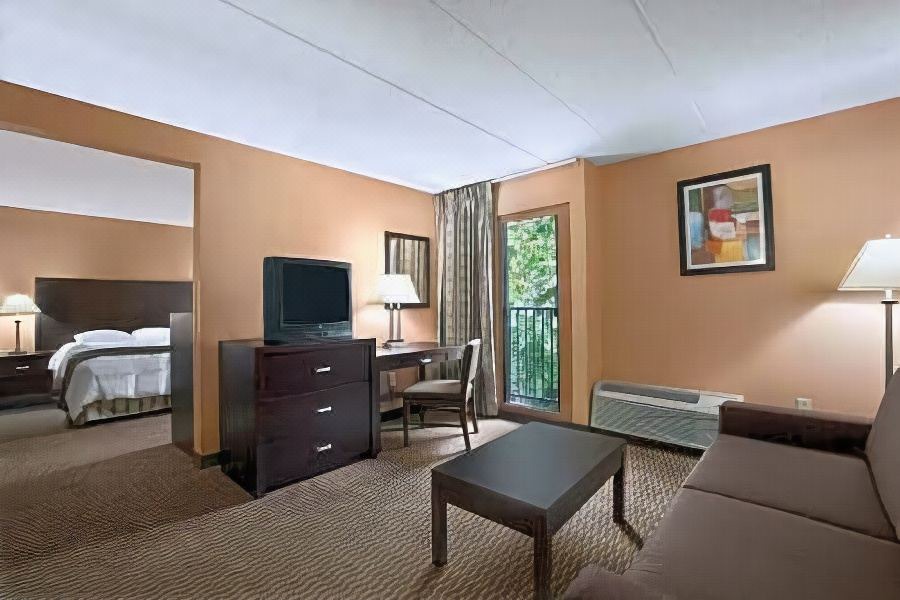 Photo of Livingroom in Latonia