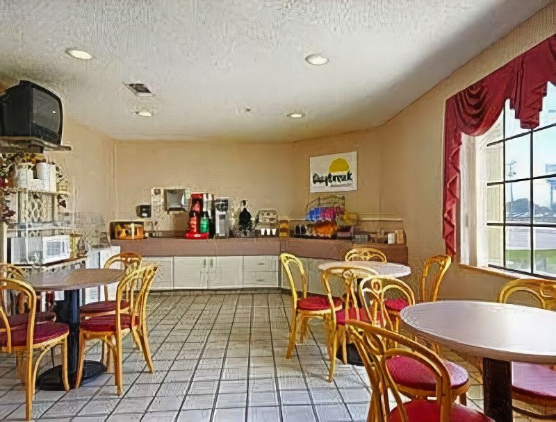 Photo of Livingroom in Liberal