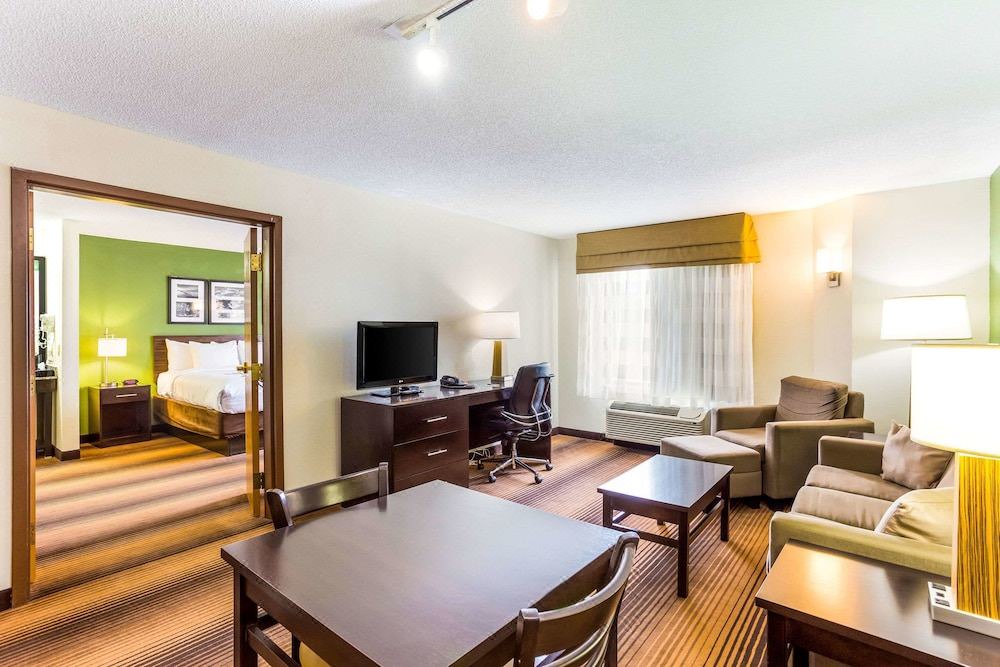 Photo of Livingroom in Blountville