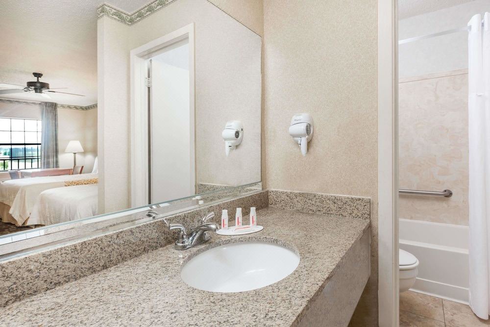 Photo of Bathroom in Batesville