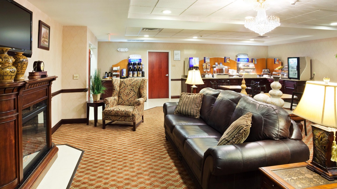Photo of Livingroom in Carrollton