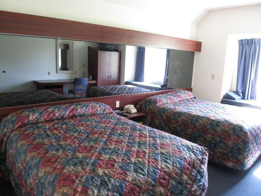 Photo of Bedroom in Maryville