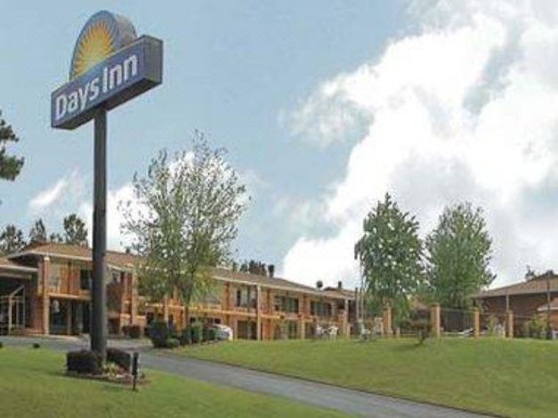 Photo of Buildings in Benton