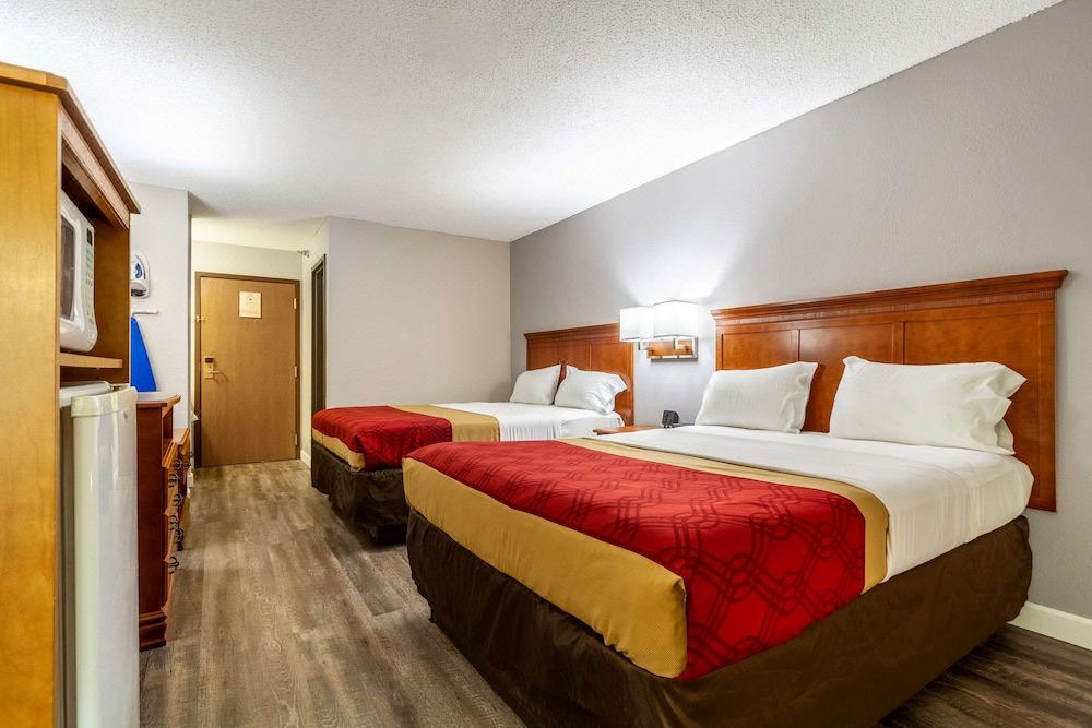Photo of Bedroom in West Lincoln
