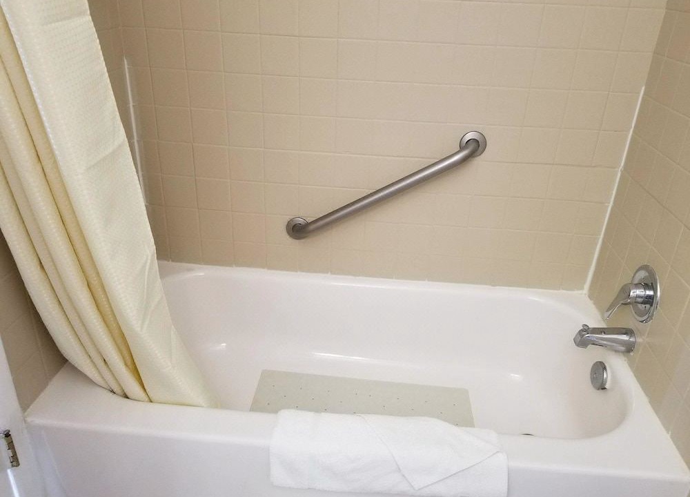 Photo of Bathroom in Belleville