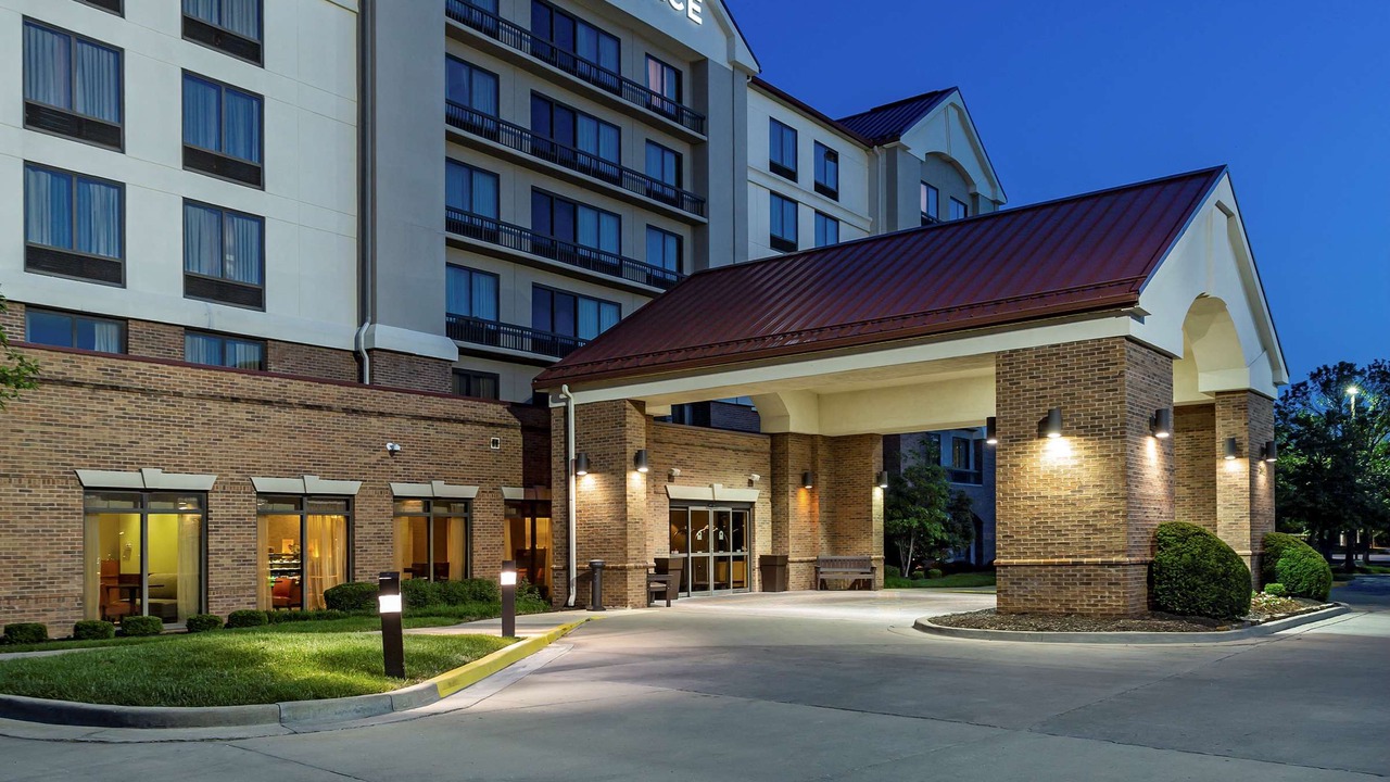 Photo of Buildings in Overland Park