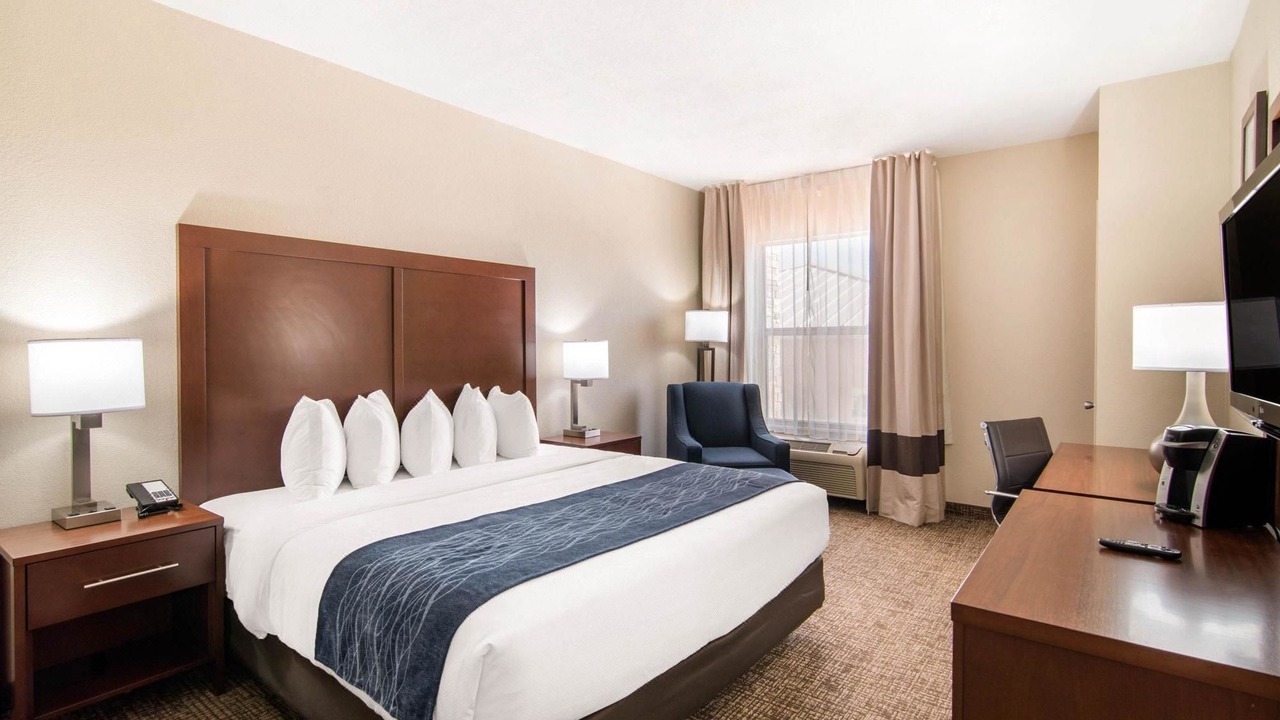 Photo of Bedroom in Junction City