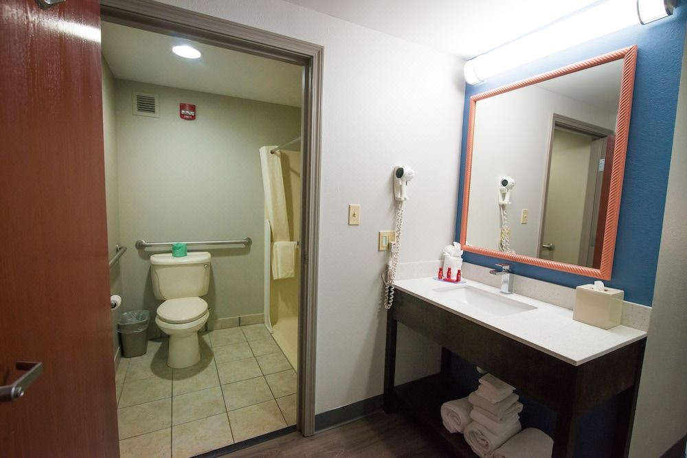 Photo of Bathroom in Prestonia
