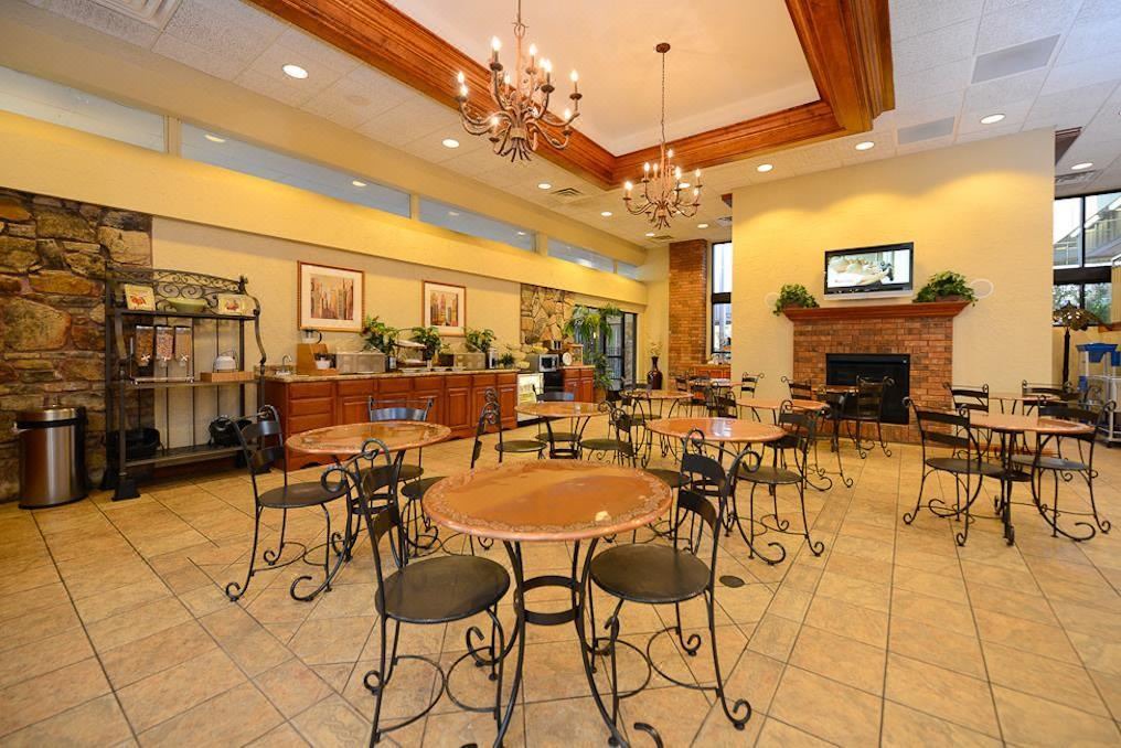 Photo of Livingroom in Downtown Branson