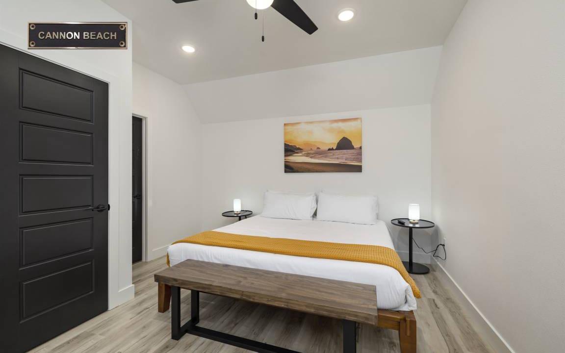 Photo of Bedroom in Hollister