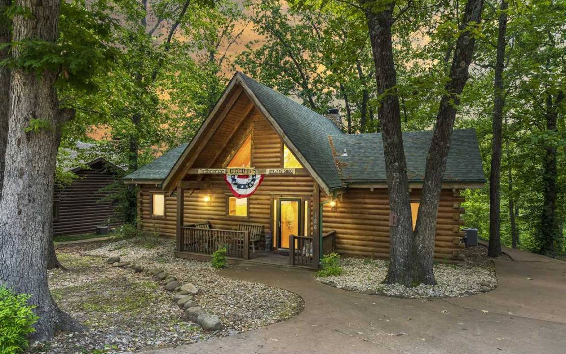 Photo of Others in Branson Cedars
